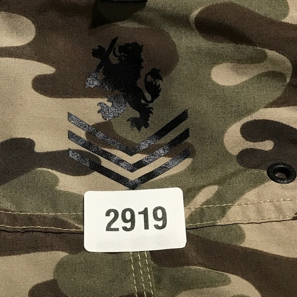 Tommy Hilfiger Camo Board Shorts Mens Medium Hybrid Shorts Swim Boat Fish 9" - Picture 11 of 11